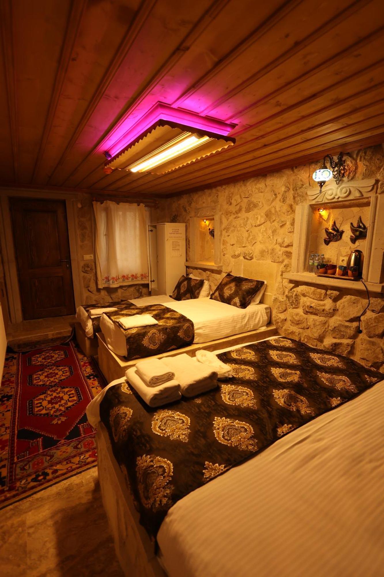 Appartement Lucky Luke Stone House à Göreme Extérieur photo