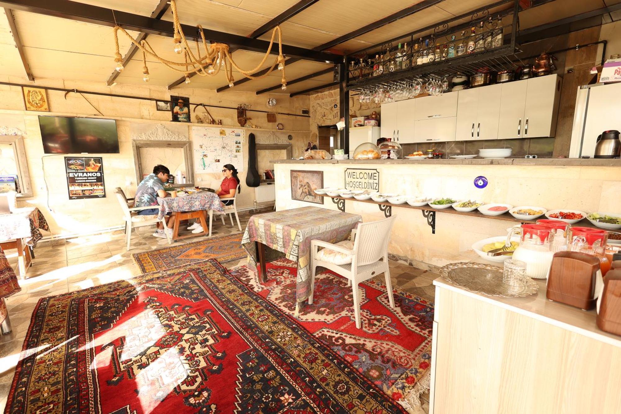 Appartement Lucky Luke Stone House à Göreme Extérieur photo